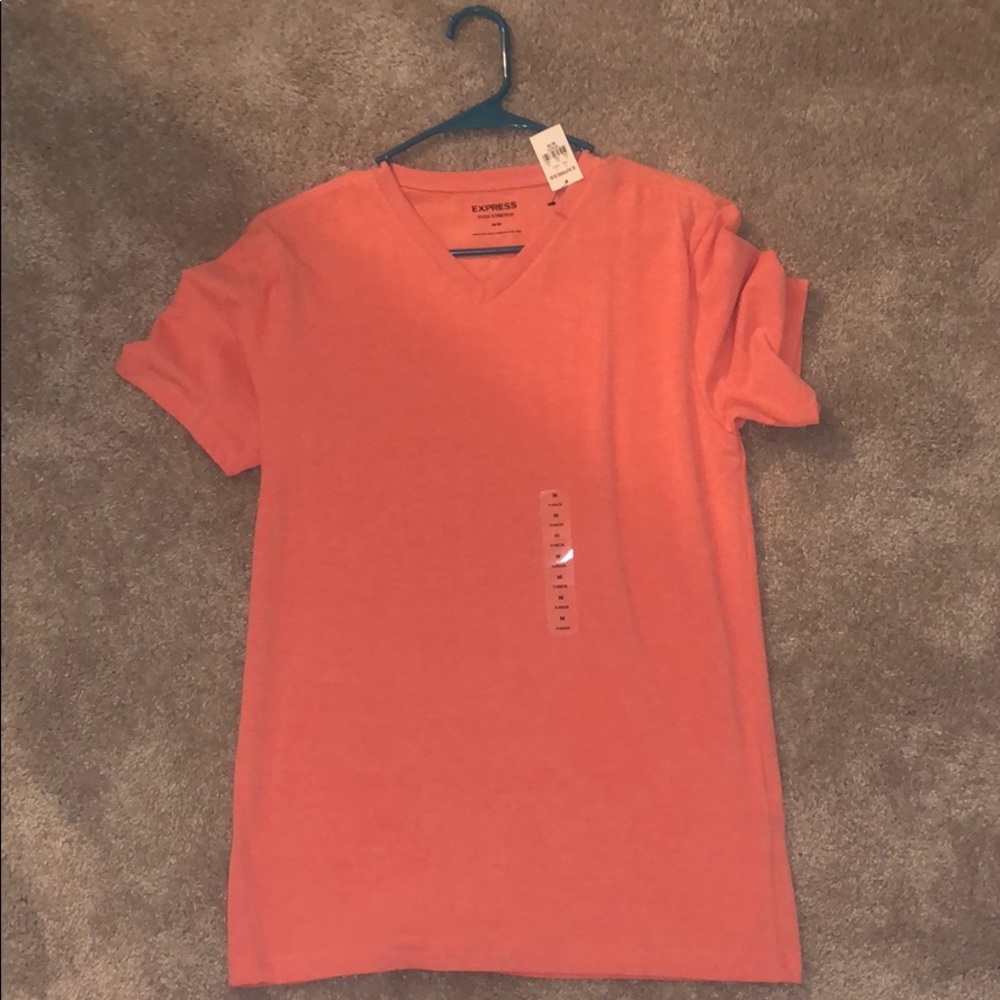 Coral Express Vneck